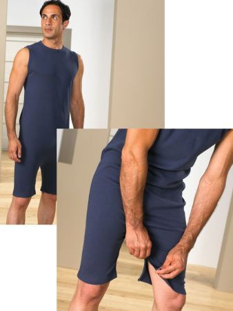 Body z krótkimi nogawkami oraz zamkiem na plecach i w kroku (2050)