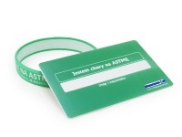 Karta informacyjna Jestem chory na ASTMĘ seledynowa z opaską silikonową