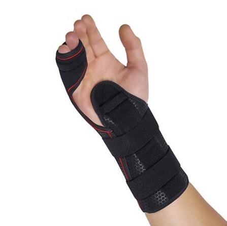 ORLIMAN Półsztywny stabilizator nadgarstka z szyną dłoniową 4 i 5 palca MF-D95 - prawy