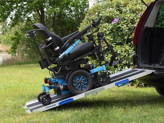 Rampa / szyny podjazdowe 692 (0,9-1,8m)